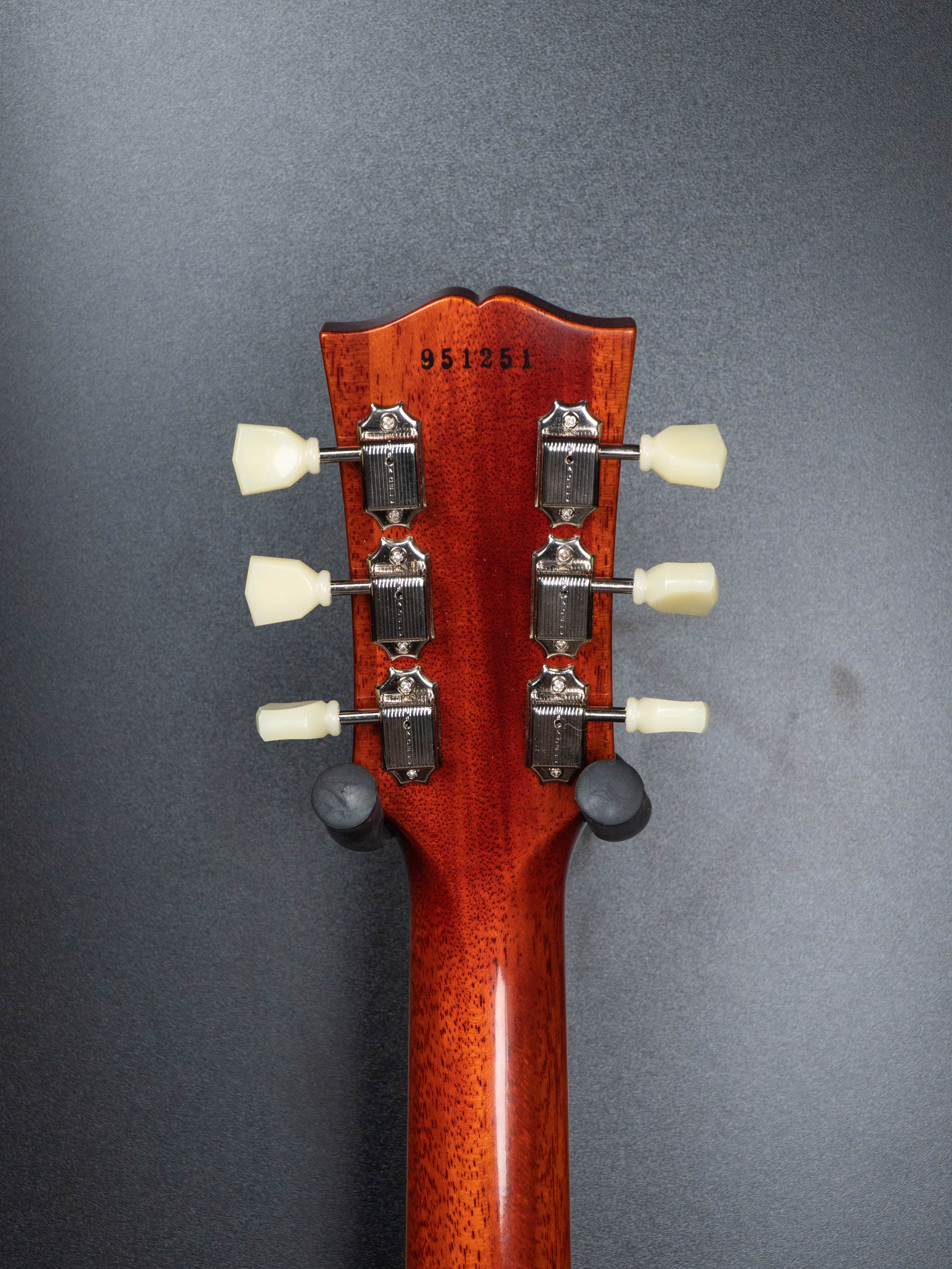 GIBSON MALAYSIA EXCLUSIVE MADE TO MEASURE 1959 LES PAUL STANDARD REISSUE VOS ELECTRIC GUITAR - VINTAGE CHERRY TEA BURST - NH (HANDPICKED TOP)