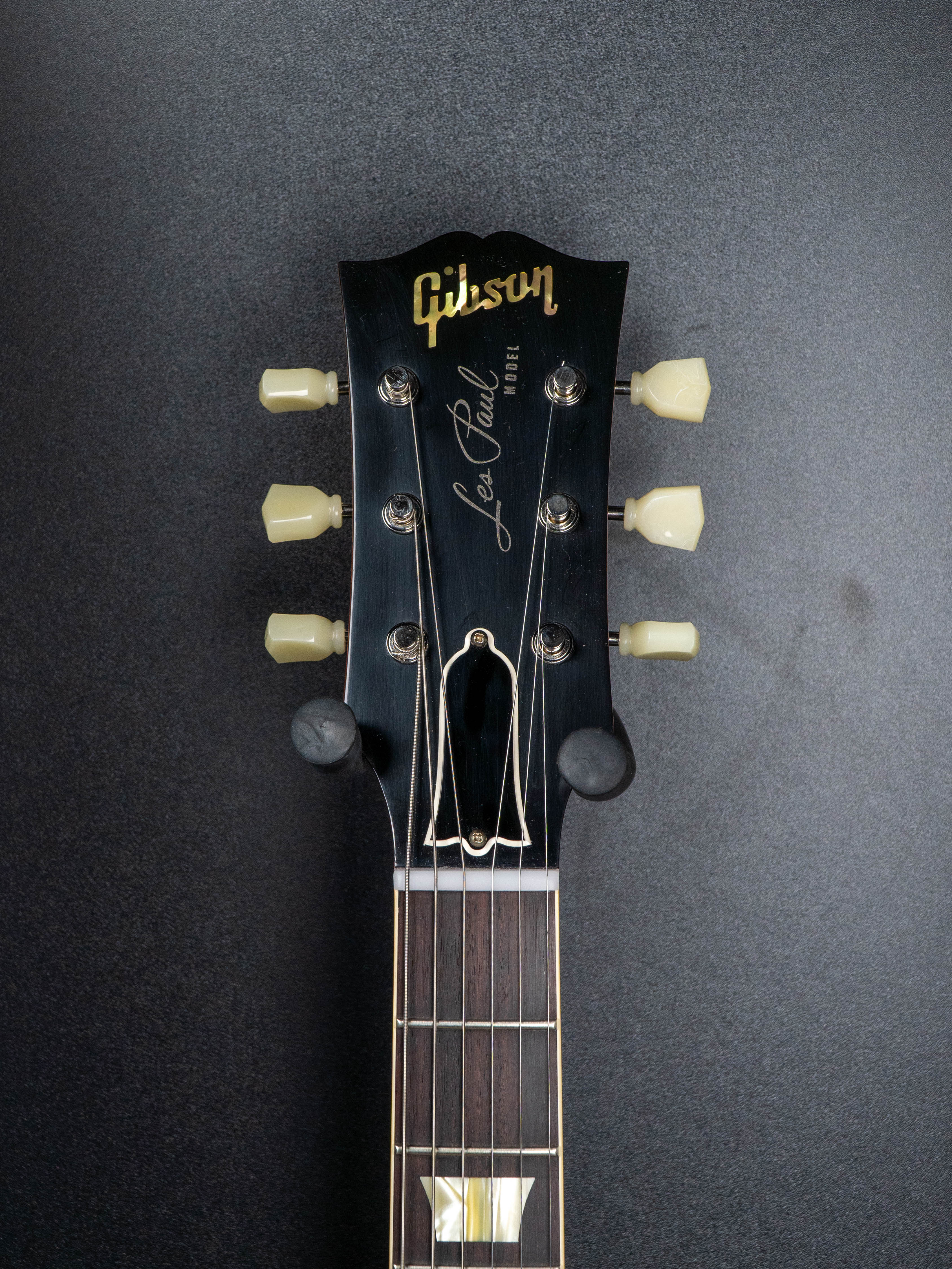 GIBSON MALAYSIA EXCLUSIVE MADE TO MEASURE 1959 LES PAUL STANDARD REISSUE VOS ELECTRIC GUITAR - WESTERN DESERT - NH (HANDPICKED TOP)